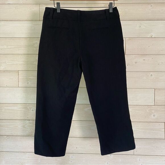 Daisy Fuentes Capris Pants - Black Size 6 - Like New! - Picture 6 of 7